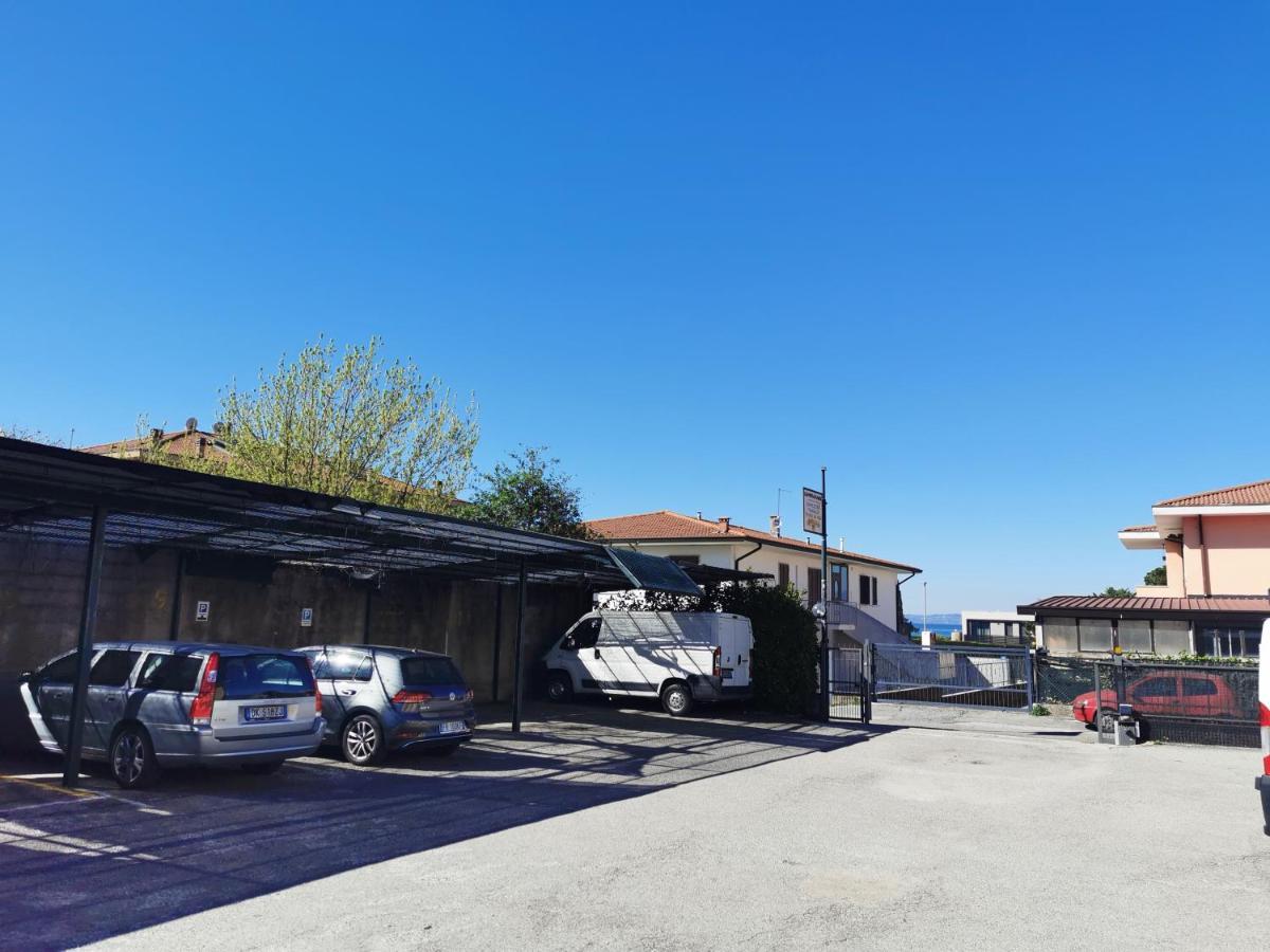 Caba Holiday Bardolino Gritti Exteriér fotografie